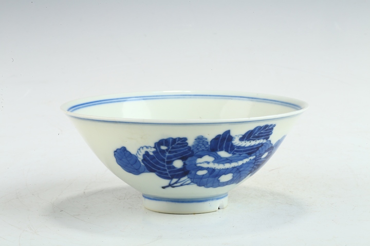 古玩陶瓷民國·青花桑蠶圖碗 真品鑒賞圖