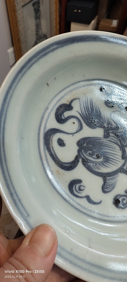 古玩陶瓷青花獅子紋大盤真品鑒賞圖