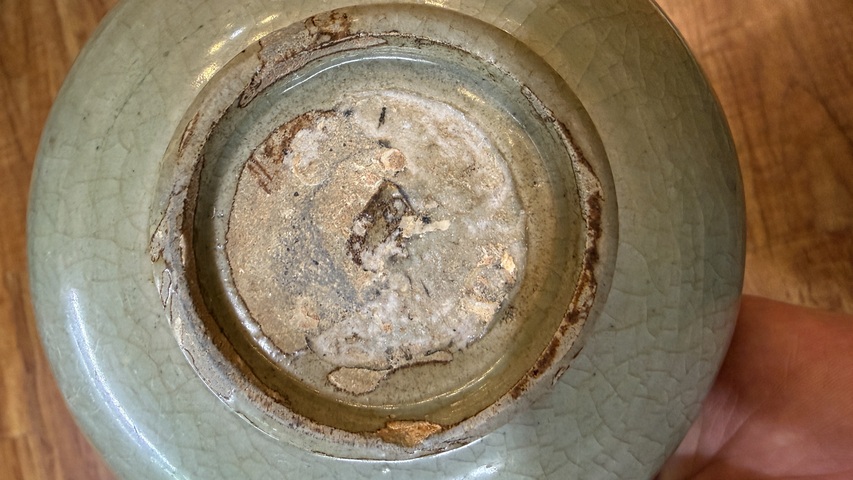 古玩陶瓷龍泉劃花碗真品鑒賞圖