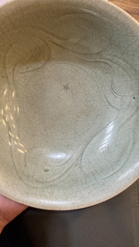 古玩陶瓷龍泉劃花碗真品鑒賞圖