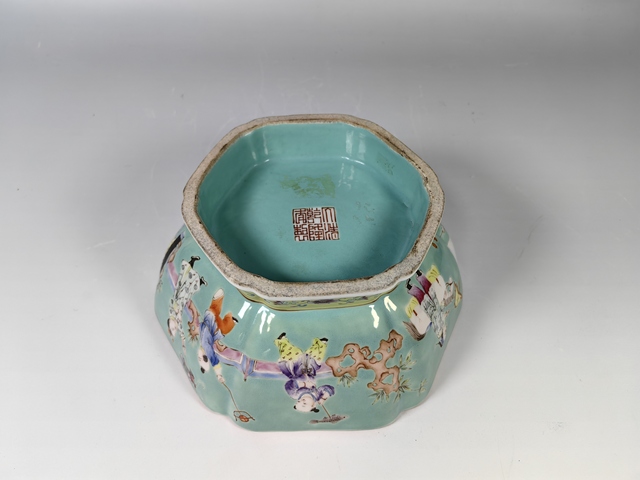 古玩陶瓷晚清民國松石綠粉彩五子登科嬰戲紋四方供碗真品鑒賞圖