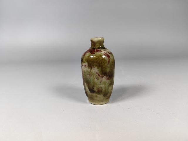 古玩陶瓷清中晚窯變釉鼻煙壺真品鑒賞圖