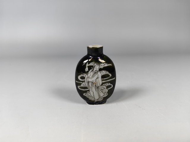 古玩陶瓷晚清墨彩留白呂洞賓人物紋鼻煙壺真品鑒賞圖