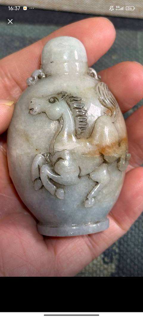 古玩玉器翡翠雕“奔馬鼻煙壺”真品鑒賞圖