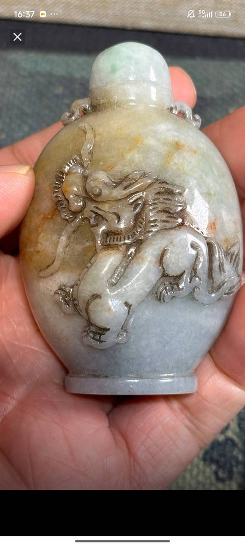 古玩玉器翡翠雕“奔馬鼻煙壺”真品鑒賞圖