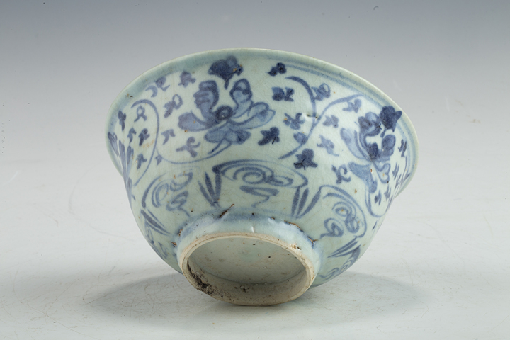 古玩陶瓷明中·青花十字寶杵紋碗真品鑒賞圖