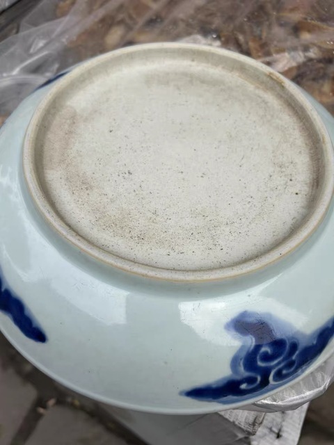 古玩陶瓷青花龍紋盤真品鑒賞圖