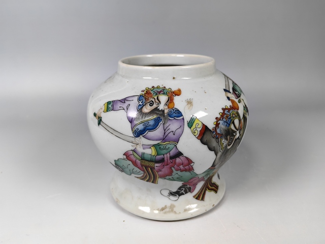 古玩陶瓷民國戲曲人物紋小將軍罐真品鑒賞圖