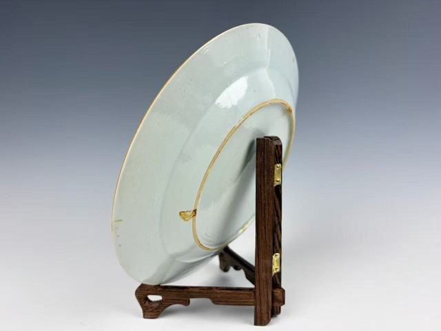 古玩陶瓷清中期．粉彩鶴紋折沿盤拍賣，當前價格99元