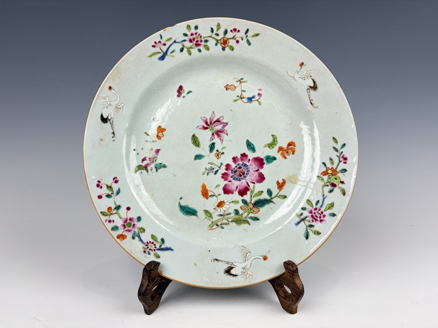 古玩陶瓷清中期．粉彩鶴紋折沿盤拍賣，當前價格99元