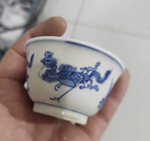古玩陶瓷青花鳳凰花卉紋杯真品鑒賞圖