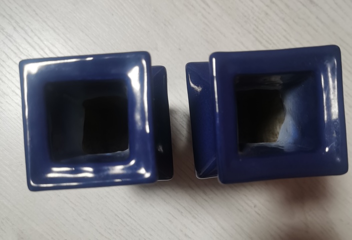 古玩陶瓷藍釉四方瓶真品鑒賞圖