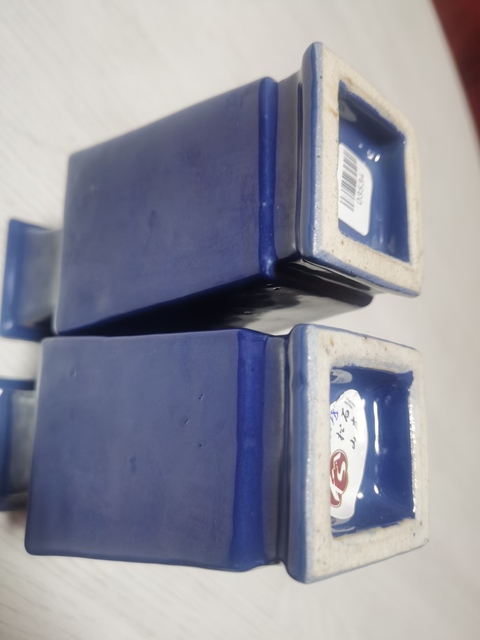 古玩陶瓷藍釉四方瓶真品鑒賞圖