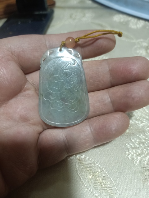 古玩玉器翡翠吊墜真品鑒賞圖