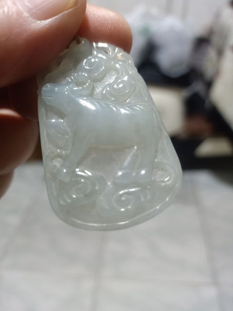 古玩玉器翡翠吊墜真品鑒賞圖