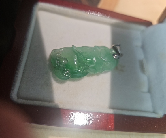 古玩玉器翡翠吊墜真品鑒賞圖