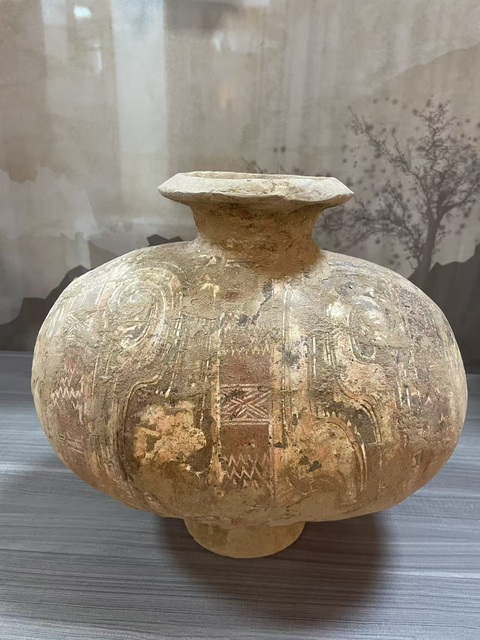 古玩陶瓷漢·彩繪鴨蛋真品鑒賞圖