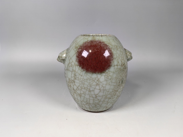 古玩陶瓷清中早哥釉釉里紅獸耳尊真品鑒賞圖