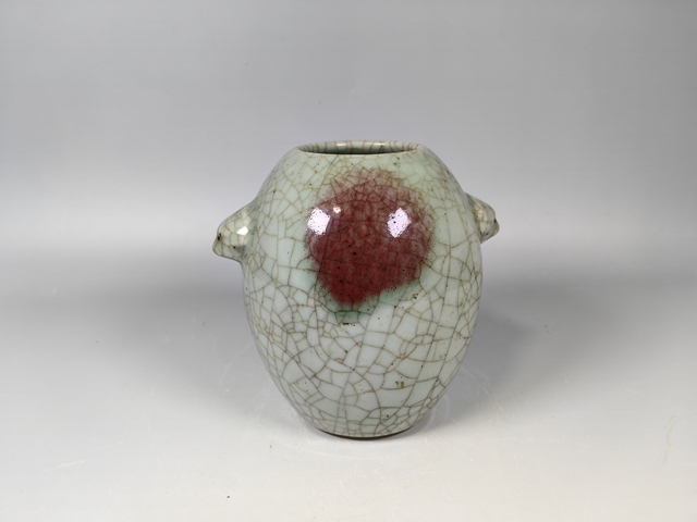 古玩陶瓷清中早哥釉釉里紅獸耳尊真品鑒賞圖