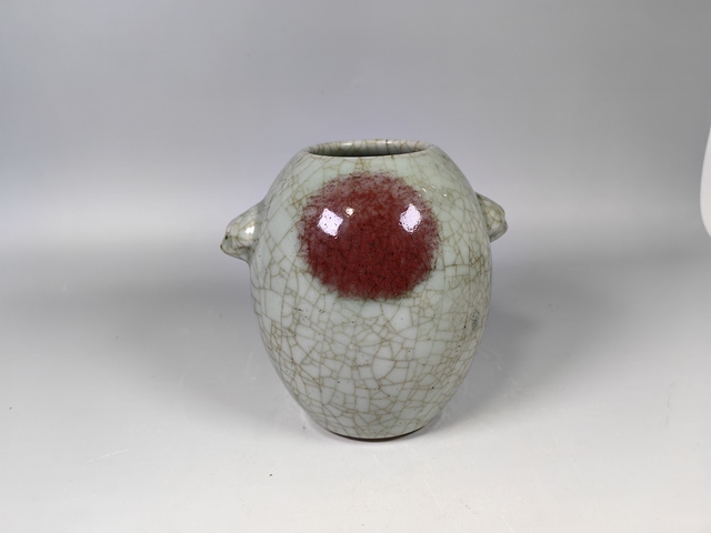 古玩陶瓷清中早哥釉釉里紅獸耳尊真品鑒賞圖