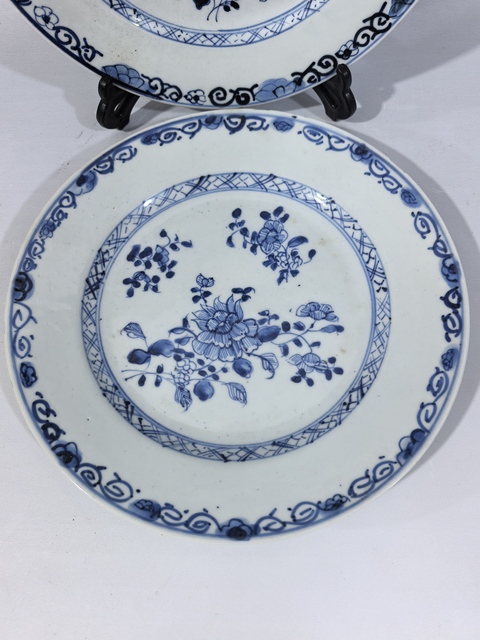 古玩陶瓷盤真品鑒賞圖