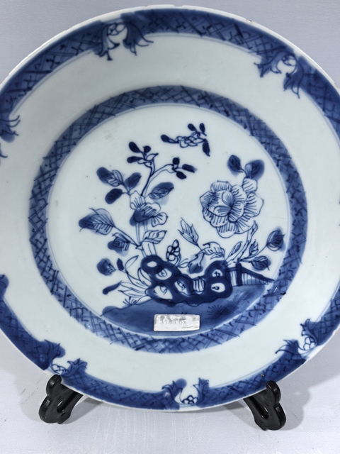 古玩陶瓷盤真品鑒賞圖