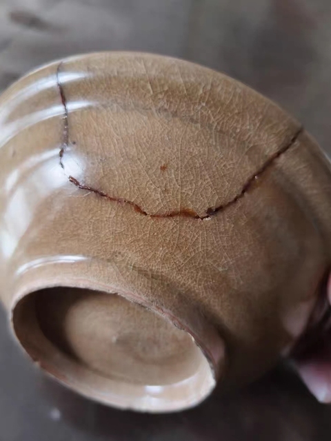 古玩陶瓷黃龍泉折沿洗真品鑒賞圖