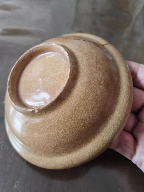 古玩陶瓷黃龍泉折沿洗真品鑒賞圖