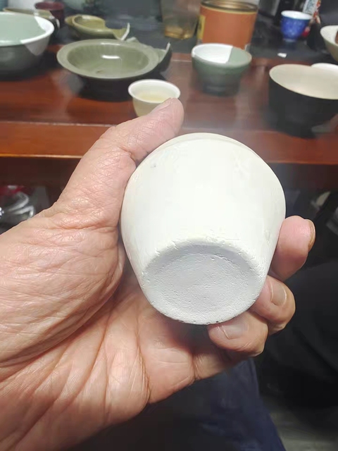 古玩陶瓷德化窯白瓷罐拍賣，當(dāng)前價格1300元