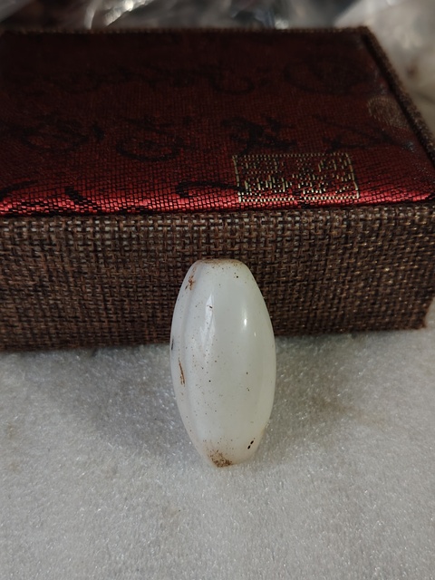 古玩玉器天然瑪瑙珠真品鑒賞圖