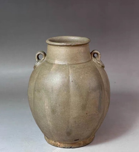 古玩陶瓷越窯系青瓷瓜楞罐真品鑒賞圖