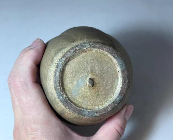 古玩陶瓷越窯系青瓷瓜楞罐真品鑒賞圖