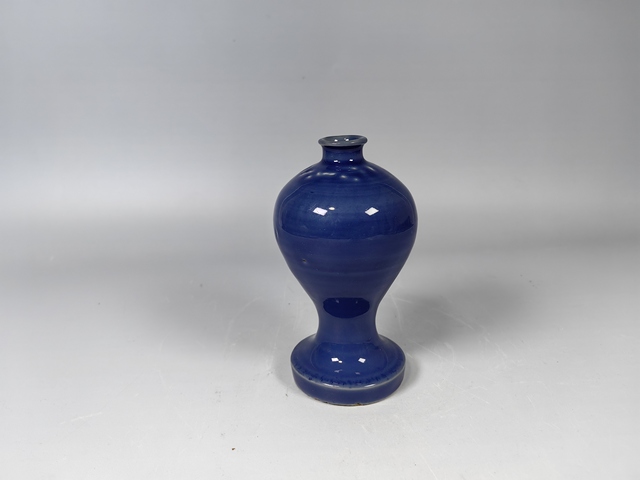 古玩陶瓷晚清祭藍釉梅瓶真品鑒賞圖