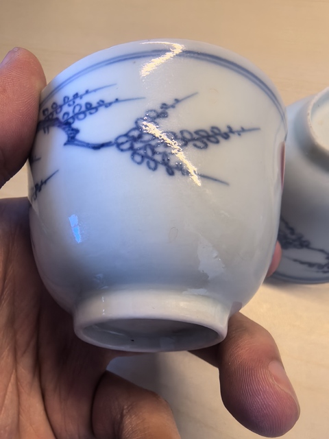 古玩陶瓷花鳥紋青花杯真品鑒賞圖