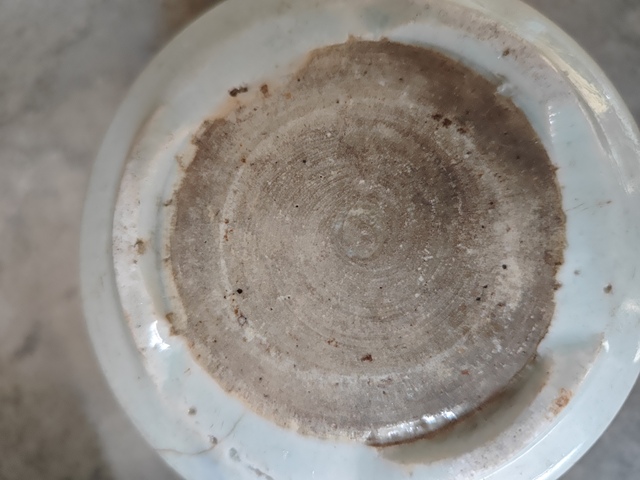 古玩陶瓷二龍戲珠青花三足筒式香爐真品鑒賞圖