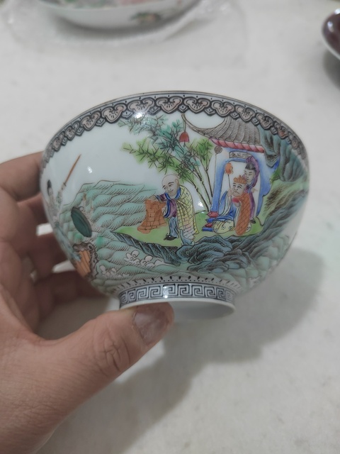 古玩陶瓷粉彩碗真品鑒賞圖