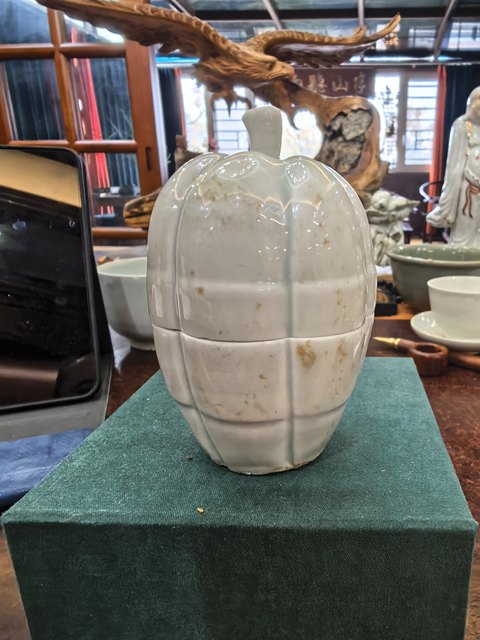 古玩陶瓷湖田窯青白釉蓋盒真品鑒賞圖