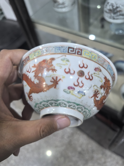 古玩陶瓷粉彩碗真品鑒賞圖