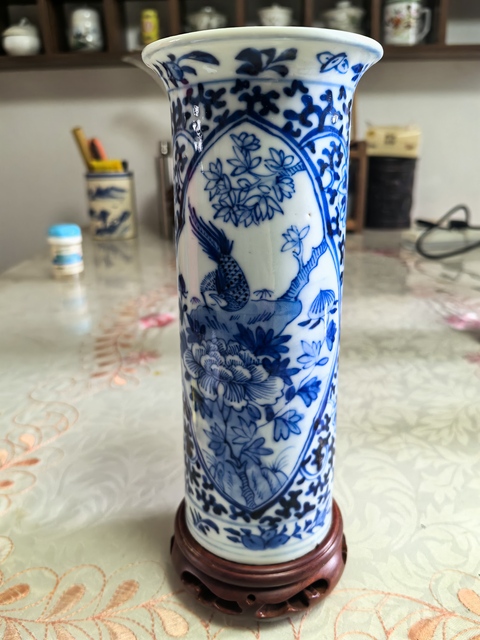 古玩陶瓷青花開光花鳥紋箭筒真品鑒賞圖