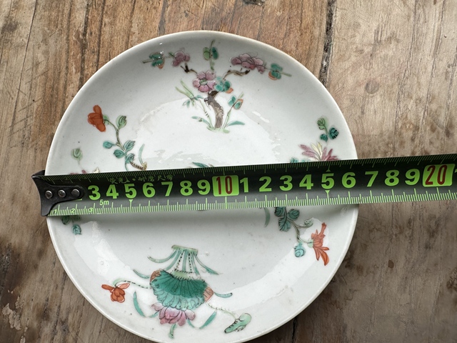 古玩陶瓷粉彩四季花卉小盤真品鑒賞圖