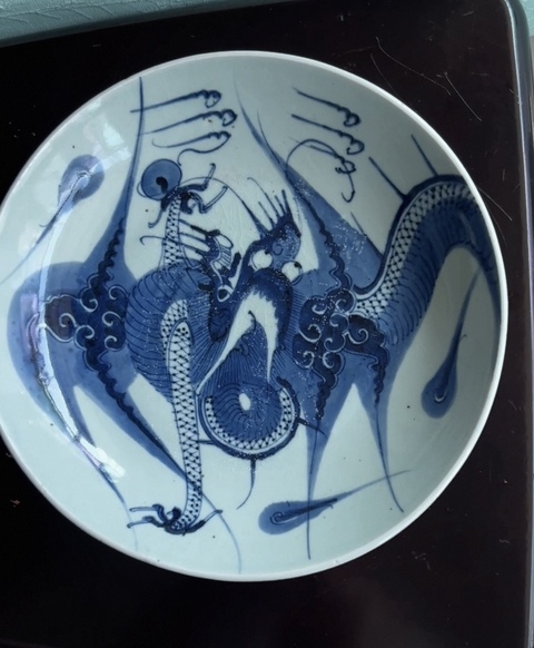 古玩陶瓷青花龍紋盤真品鑒賞圖