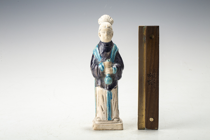 古玩陶瓷明代·琺華彩仕女俑拍賣，當前價格564元