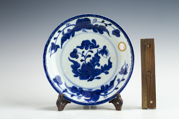 古玩陶瓷清早·青花花卉紋盤拍賣，當前價格338元