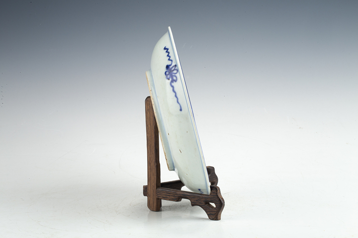 古玩陶瓷清早·青花花卉紋盤拍賣，當前價格338元