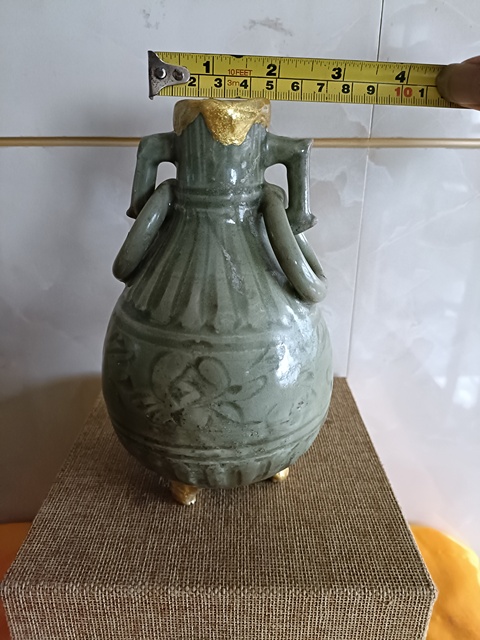 古玩陶瓷龍泉青瓷刻花雙環瓶真品鑒賞圖