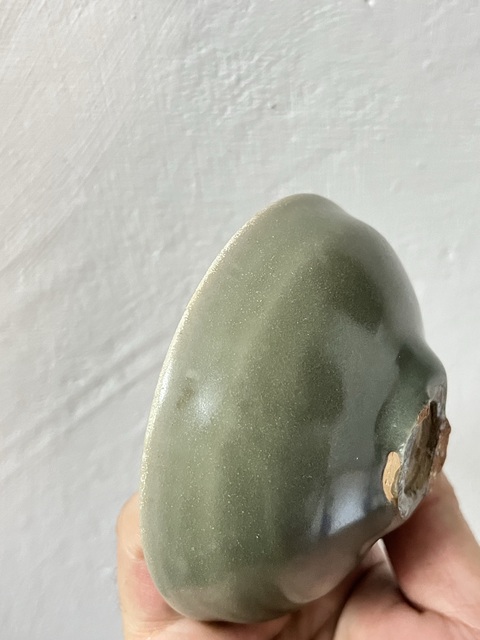 古玩陶瓷龍泉青釉束口杯真品鑒賞圖