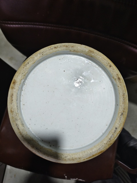 古玩陶瓷豆青青花瓶真品鑒賞圖