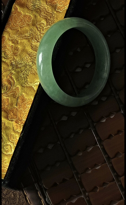 古玩玉器天然翡翠手鐲真品鑒賞圖