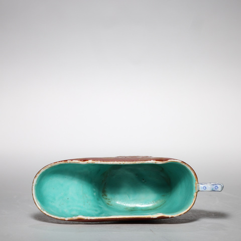 古玩陶瓷內綠松石釉外珊瑚紅釉描金杯真品鑒賞圖