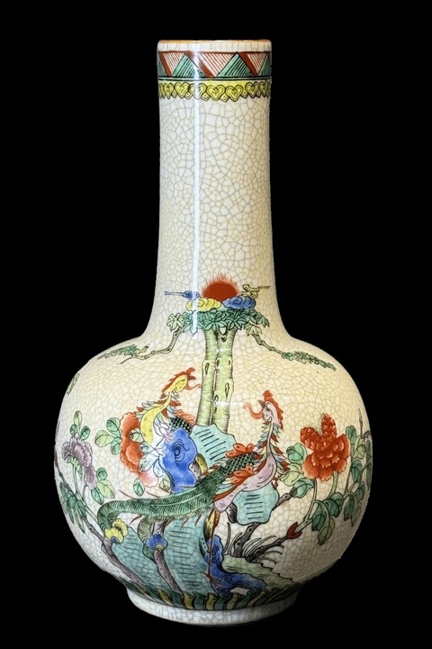 古玩陶瓷哥釉五彩天球瓶真品鑒賞圖